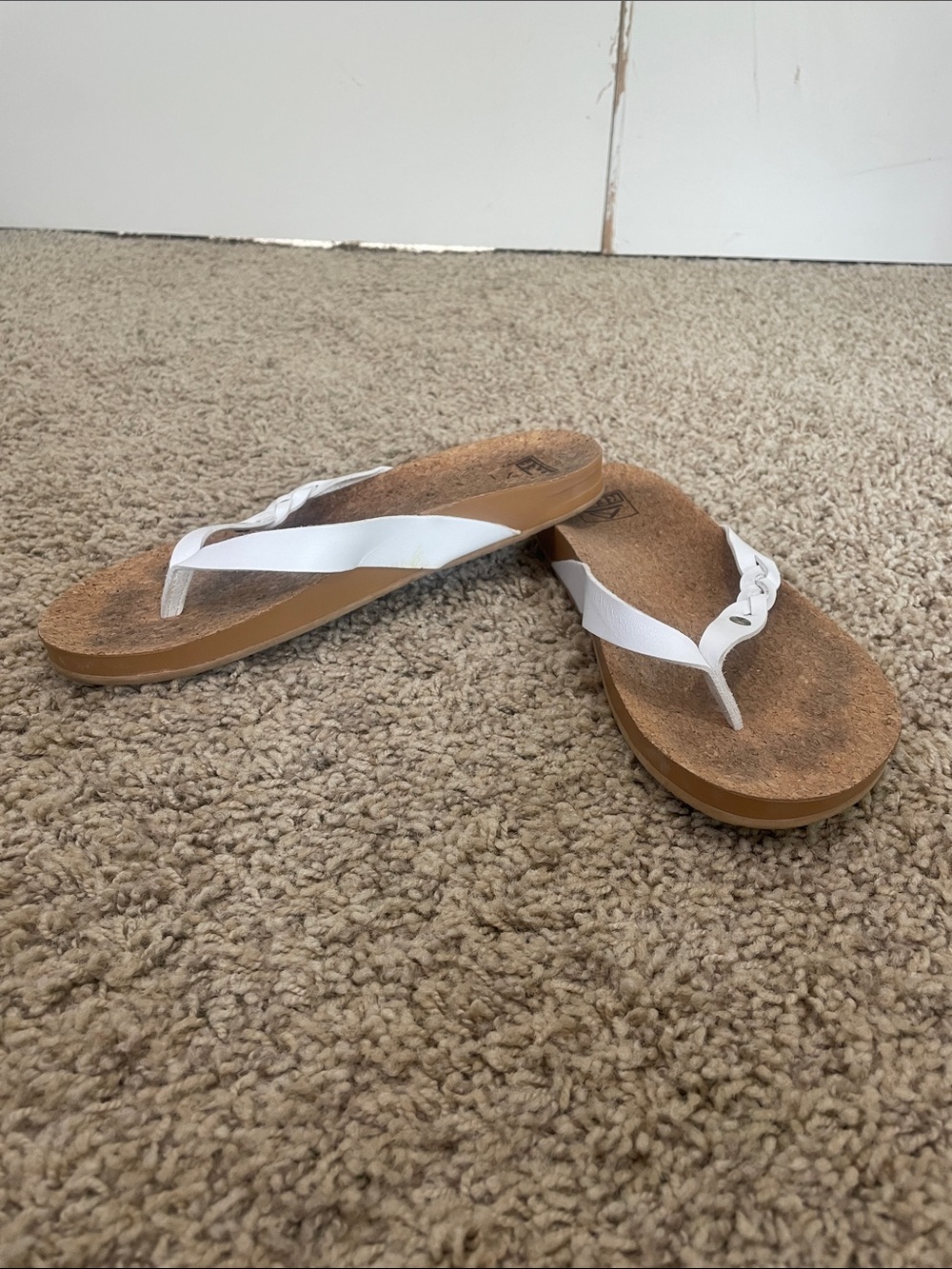 Reef Women's White Braided Strap Flip-Flop Sandals